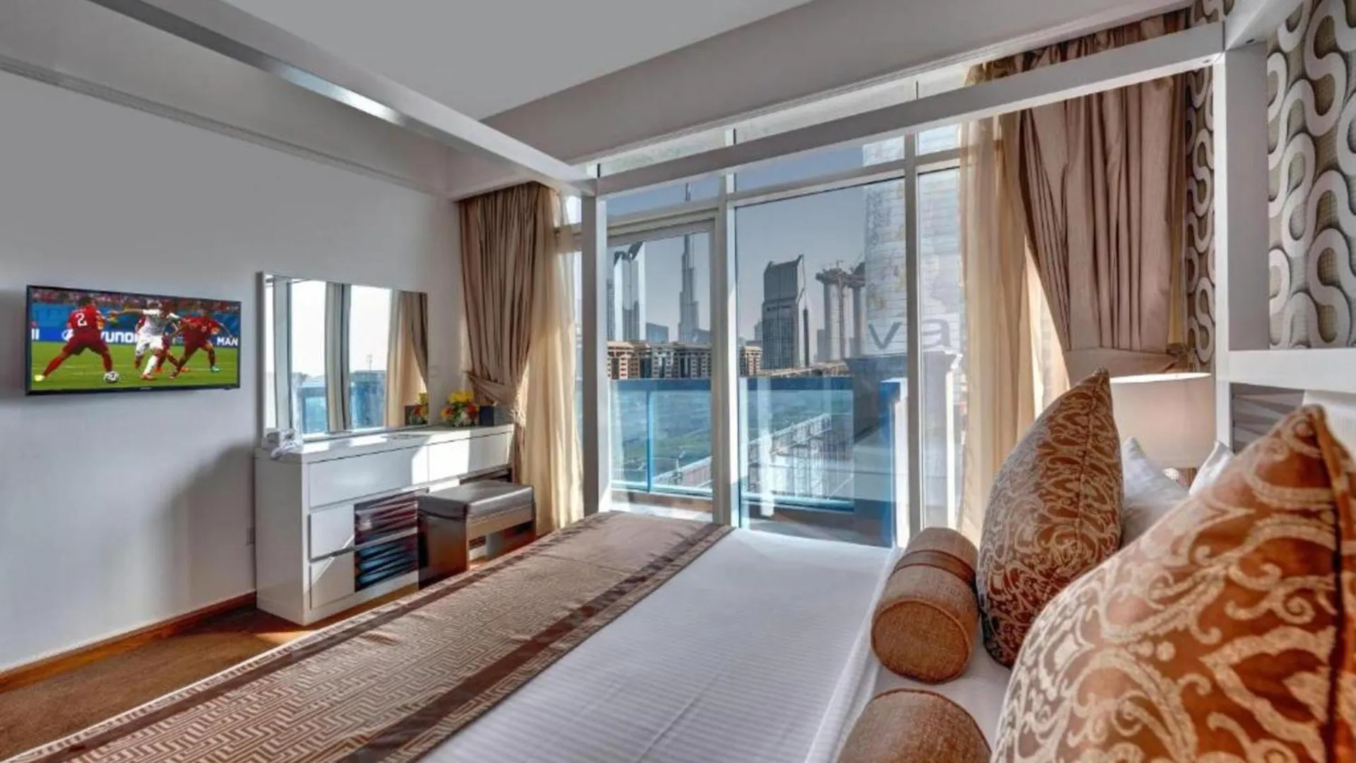 Dancenter Prime Sheikh Zayed Road Luxury Difc Hotel Dubai United Arab Emirates