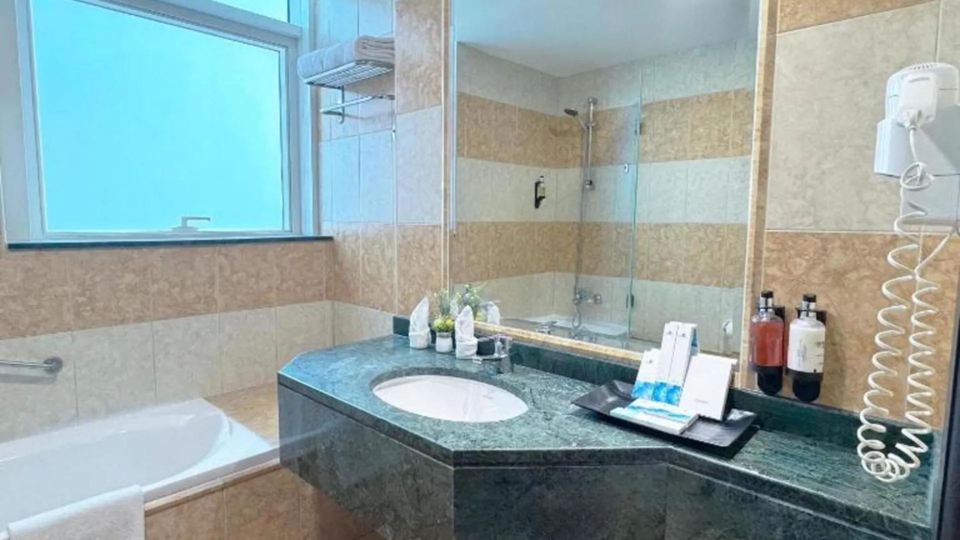 Dancenter Prime Sheikh Zayed Road Luxury Difc Hotel Dubai