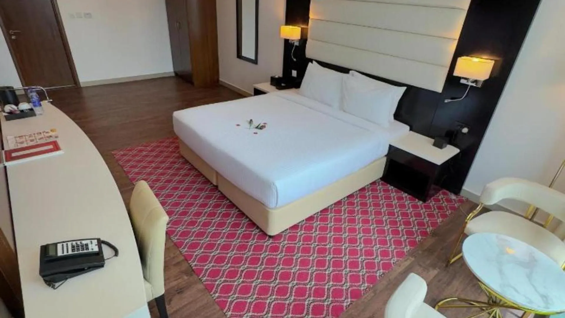 Dancenter Prime Sheikh Zayed Road Luxury Difc Hotel Dubai