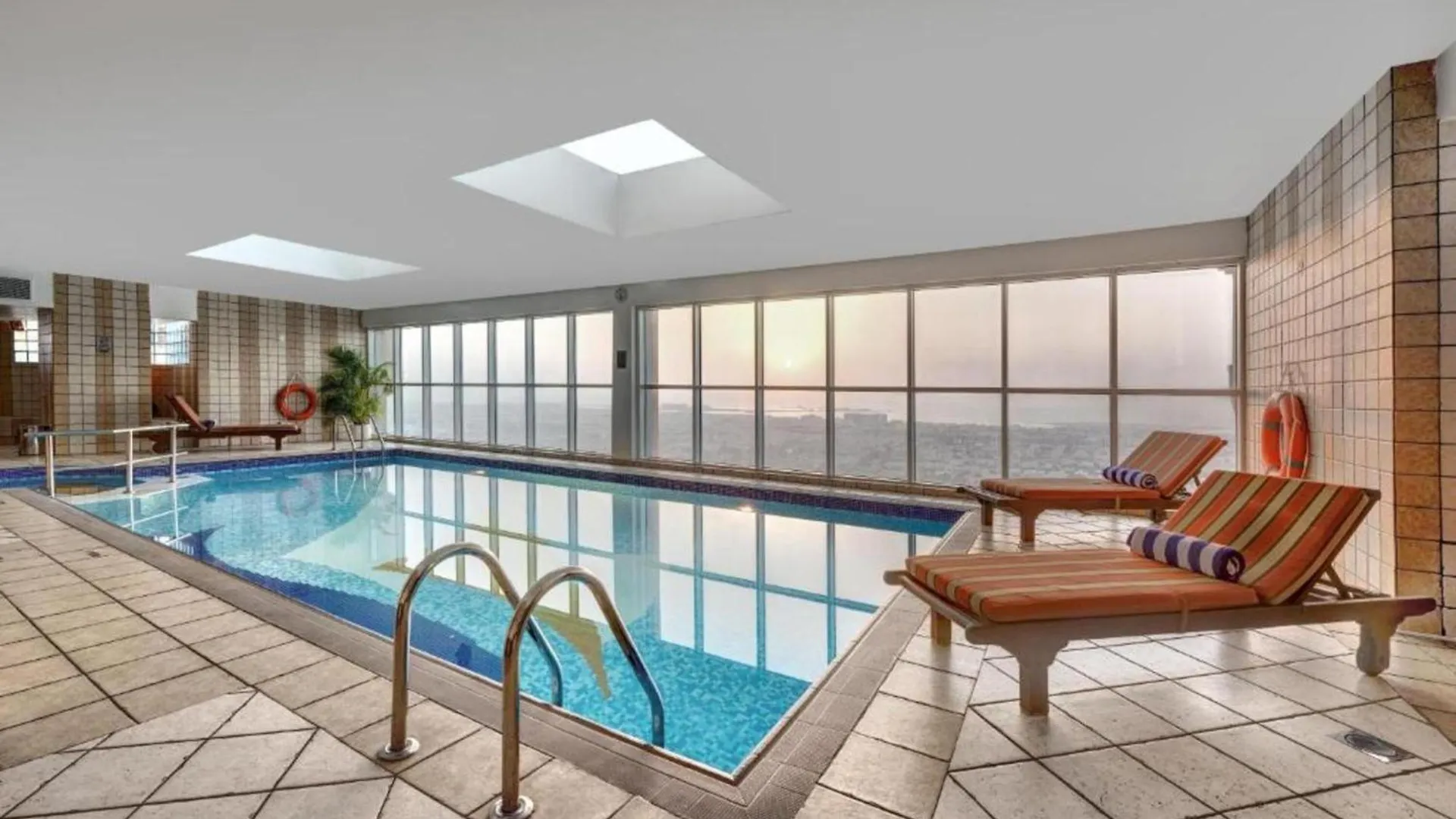 Dancenter Prime Sheikh Zayed Road Luxury Difc Hotel Dubai